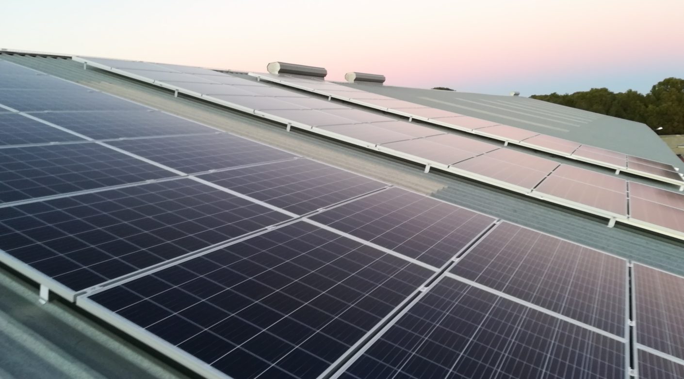 INSTALACIÓN AUTOCONSUMO SOLAR DE 31 Kwp