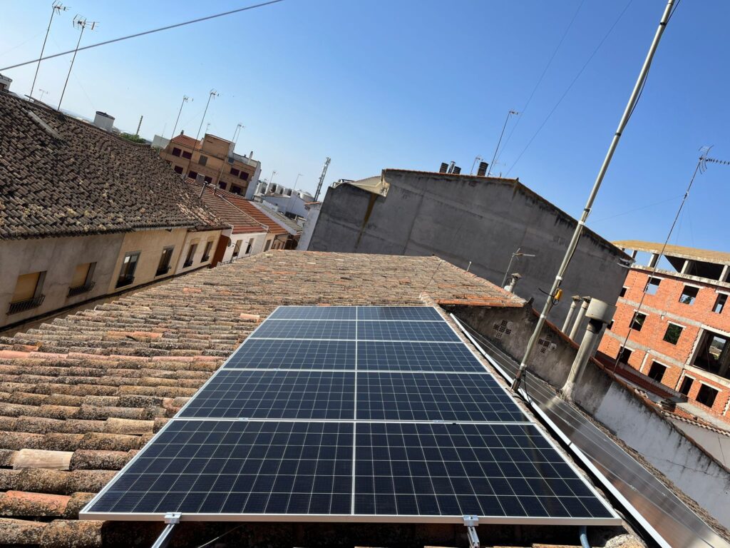 Sistema de autoconsumo residencial en Villarrobledo